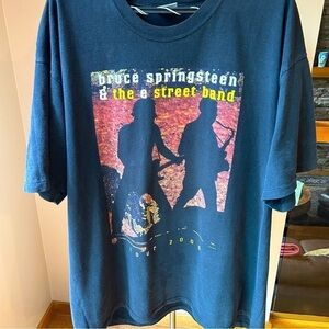 Vintage Bruce Springsteen Concert Tee from the 2000 tour Single Stitch